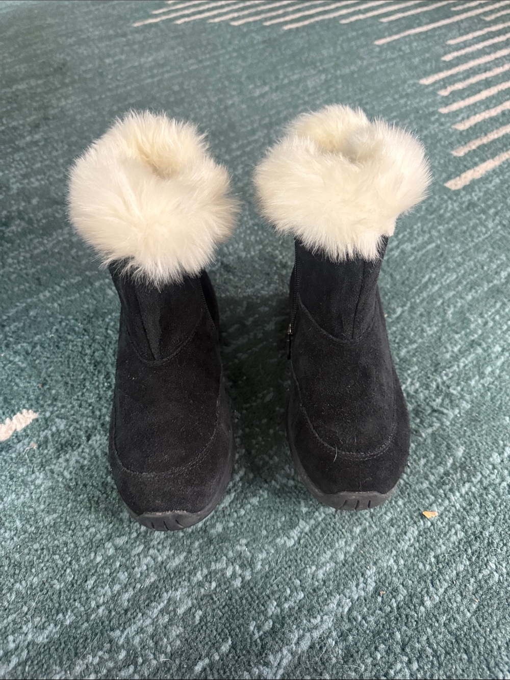 Sorel Black Suede Winter Boots with Cream Fur Cuffs